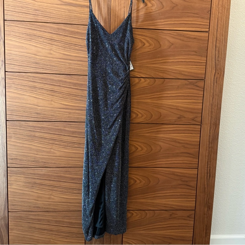 NWT Betsy & Adam Black Glitter V-Neck Sheath Evening Gown Prom Dress - Sz 6